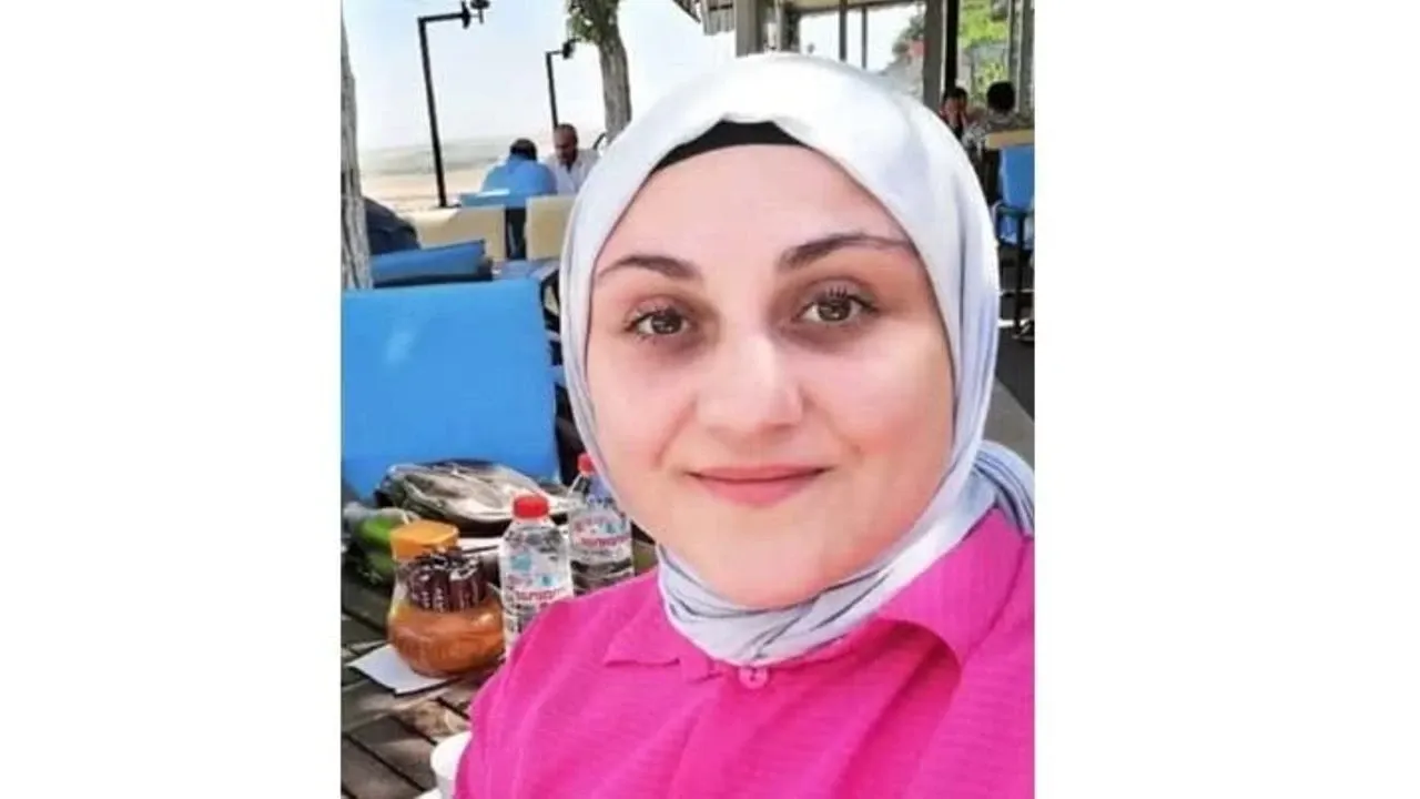 TIR İle otomobil çarpıştı; Hemşire Sümeyye Solmaz Hayatını Kaybetti!