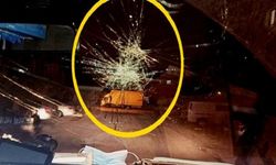 Ankara'da Ambulansın Camını Taşla Kırdılar!
