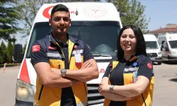 Merve ve Burak Şimşek Çifti Aynı Ambulansta Hayat Kurtarıyorlar