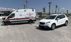 Sivas'ta Ambulans Kazası: 2'si Sağlık Personeli, 5 Kişi Yaralandı!