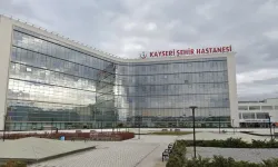 Kayseri'de Bir Hemşirenin Üç Hastaya Baktığı İddialarını Yalanladı