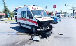 Malatya'da Kazaya Giden Ambulans Kaza Yaptı