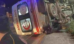Gaziantep’te Ambulans Devrildi! Sağlık Personelleri Yaralandı