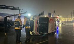 Kocaeli İzmit'te Ambulans İle Minibüs Çarpıştı: 6 Yaralı