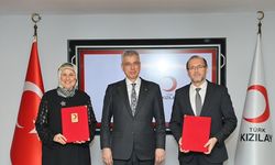 Sağlık Bakanı Memişoğlu’ndan Türk Kızılay ile İş Birliği Protokolü