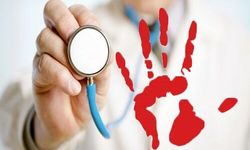 Afyonkarahisar’da 112 Ekibine Saldırı: Ambulansı Kaçırmaya Çalıştılar