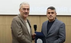 Bursa Şehir Hastanesi’nde Rekor Başarı: 3 Bin 766 Ameliyat Yapan Doktora Ödül