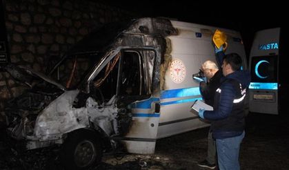 Amasya’da Hasta Nakil Ambulansı Alev Aldı: Sürücü Facianın Önüne Geçti