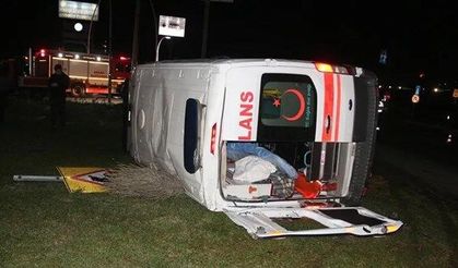 Manisa’da Ambulans Kazası: 3'ü Sağlık Personeli 5 Yaralı