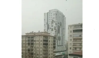 Gaziantep’te Fırtına Hastaneyi Vurdu: Çatılar Uçtu