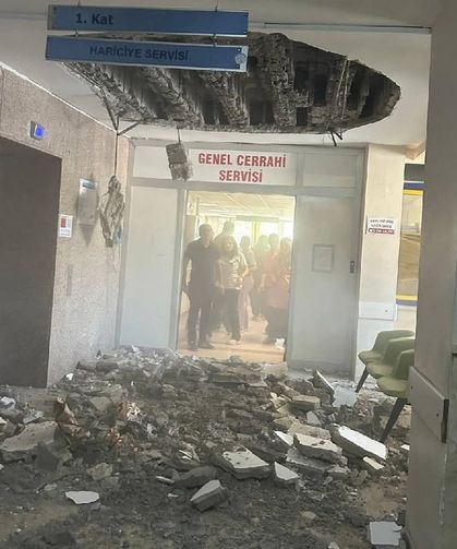 Devlet Hastanesinden Çöken Tavan Açıklaması: Hastane Boşaltılmayacak