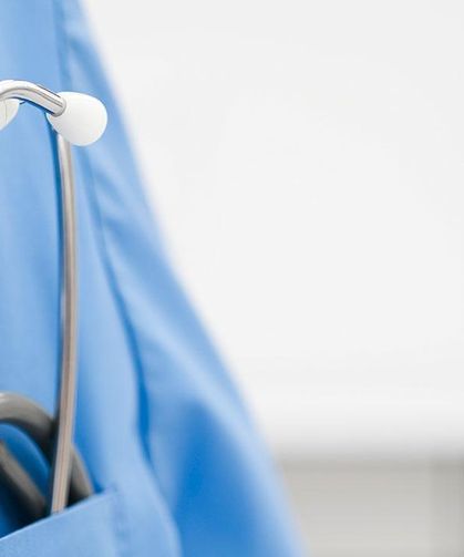 Cezaevi Sağlık Çalışanlarının Büyük Mağduriyeti Ortaya Çıktı: AHESEN’den Çarpıcı Rapor