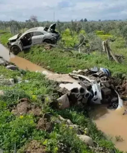 Hatay’da Otomobil Şarampole Uçtu: Doktor Mucizevi Şekilde Kurtuldu