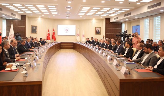 Sözleşme Görüşmeleri Değişiklik: Takvim Değişti
