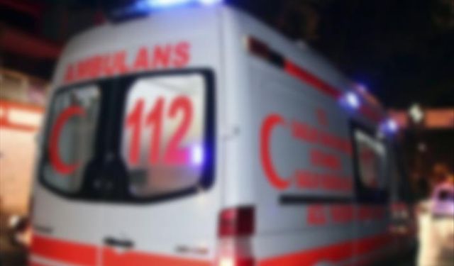 112 Ekibine Saldırı Ambulansı Yakmaya Çalıştılar