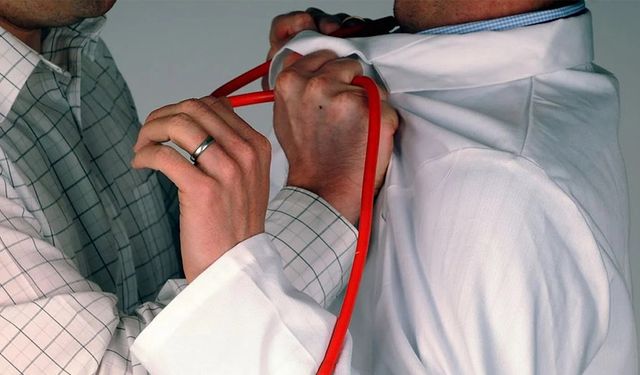 Ağrı’da Doktora Yumruklu Saldırı: Sağlık Camiasında Yine Şiddet
