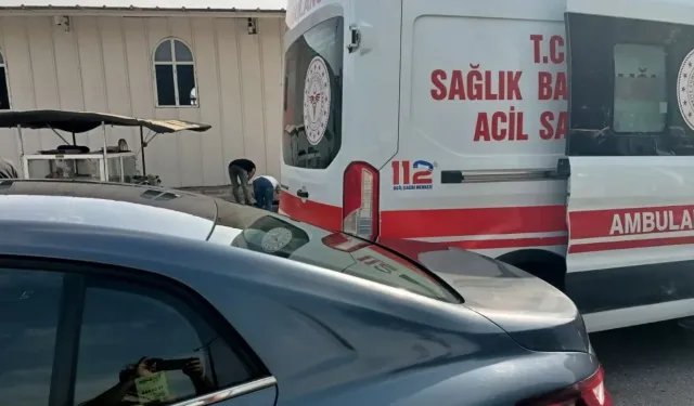 Osmaniye’de Ambulans ile Otomobil Çarpıştı