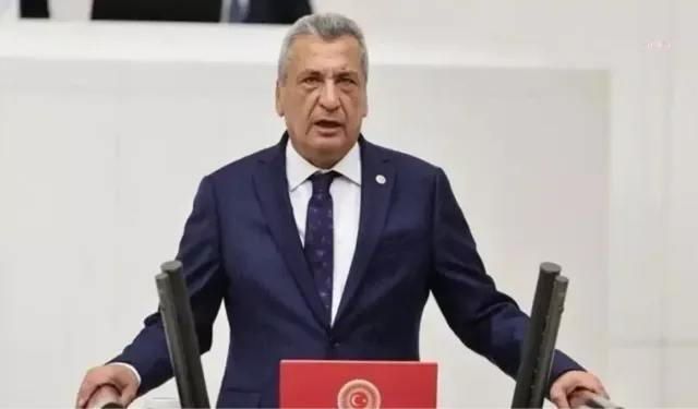 Sağlık Çalışanlarının Çalışma Koşullarına Tepki: “Uzun Nöbet, Fazla Mesai, Yemek Sorunu”