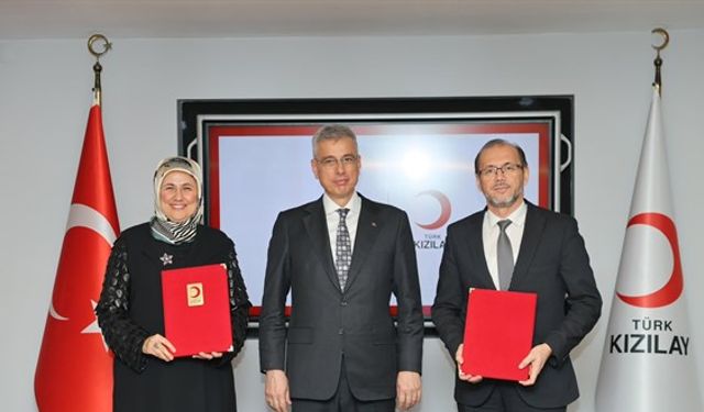 Sağlık Bakanı Memişoğlu’ndan Türk Kızılay ile İş Birliği Protokolü