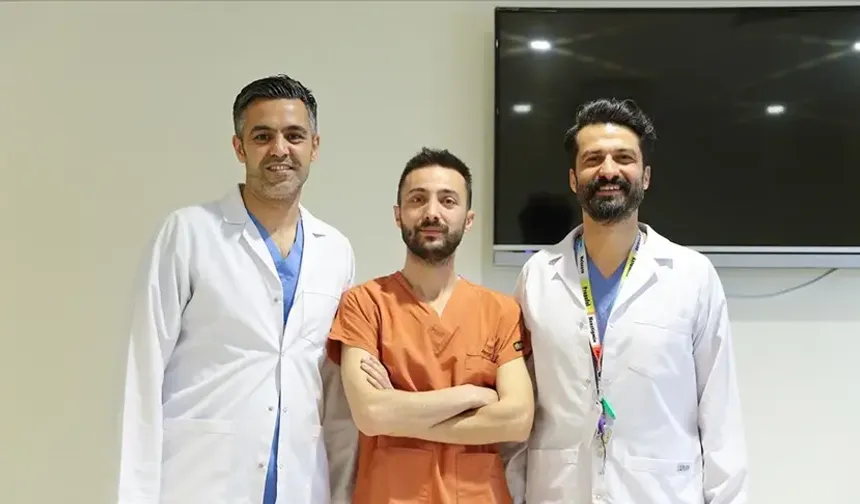 Doktordan Eşine Hayat Kurtaran Müdahale