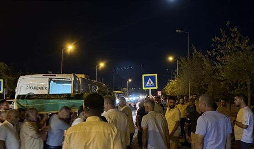 112 Personeli, Kanalda Boğulan Oğlunu Son Yolculuğuna Uğurladı