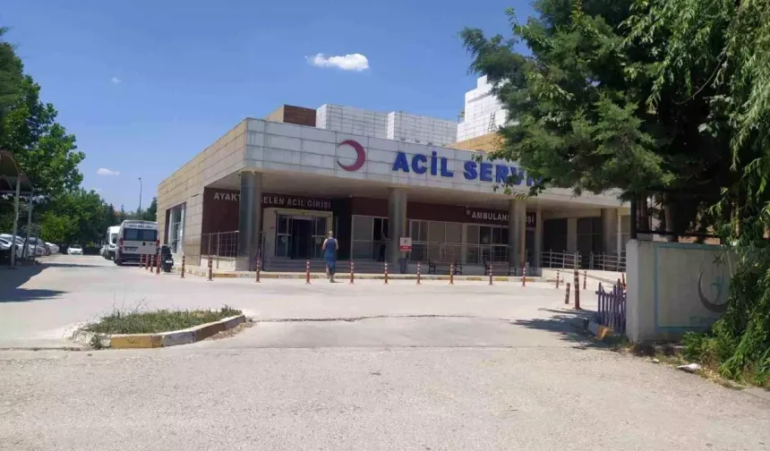 Çivril Devlet Hastanesi'nde Personellerde Gıda Zehirlenmesi Şüphesi