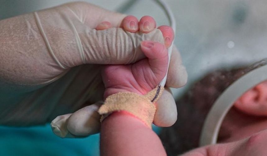 Poliklinikte Muhasebeci Sünnet Yaptı: Bebeğin Kalbi Durdu, Soruşturma Başlatıldı