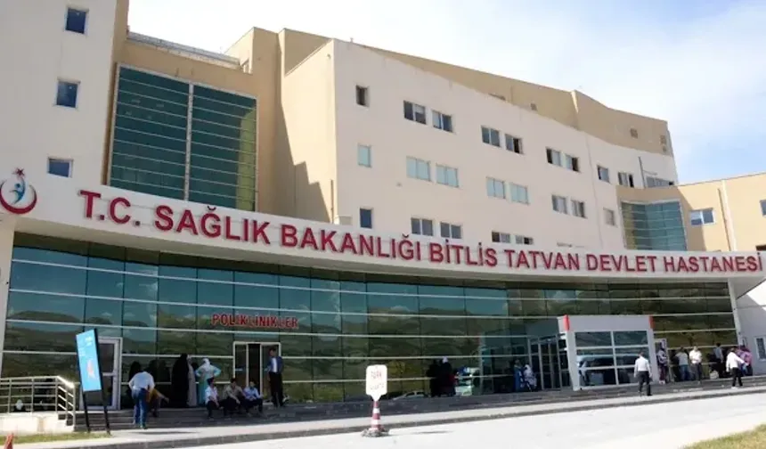 Tatvan Devlet Hastanesi’nde Başhekim Behrim Malişi'nin “Order Talimatı” Tepkisi