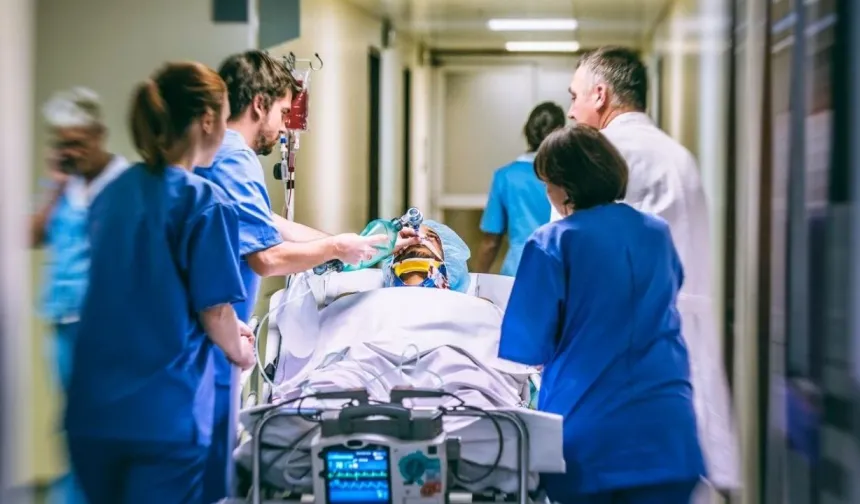 Sağlık-Sen: Hemşire Ve Ebelerde Nöbet Arttıkça İş Kazası Riski Yükseliyor