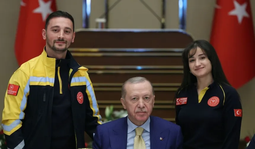 Cumhurbaşkanı Erdoğan İftarda Sağlık Çalışanlarıyla Buluştu