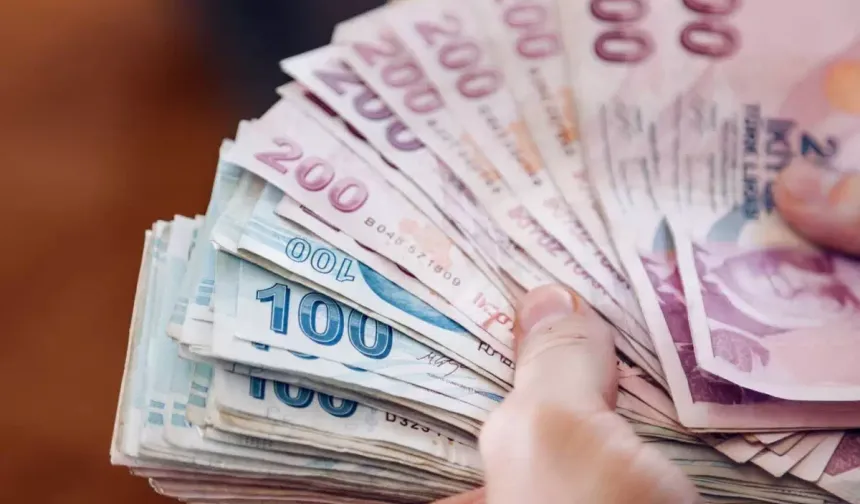 MHP'nin Teklifine Şimşek’ten Memur-İşçi Ücret Farkı Açıklaması