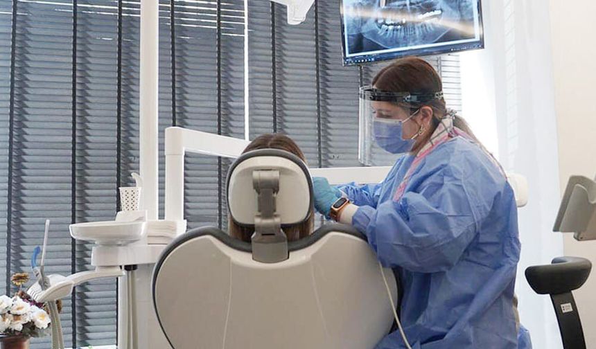 Türk Sağlık-Sen’den Diş Hekimlerinin Gelir Kaybı İçin Başvuru