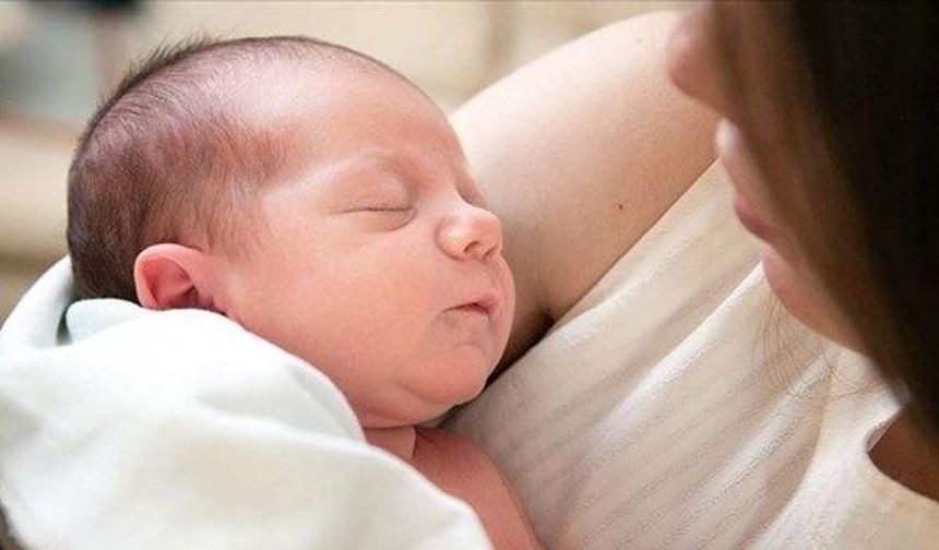 Doğum İzni Düzenlemesi Genişliyor: Sözleşmelileri de Kapsayacak